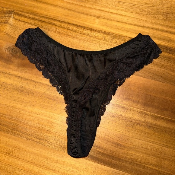 NWT Free people high cut lace thong - Picture 2 of 5